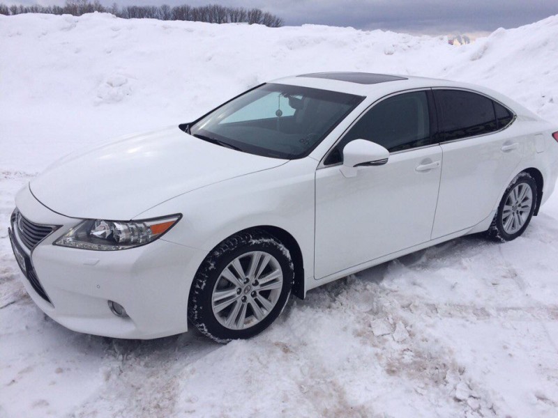 Lexus ES